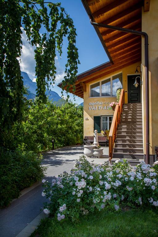 トレント Agritur Val D'Adige Bed & Breakfast エクステリア 写真