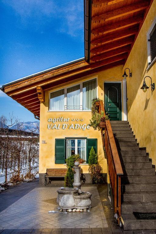 トレント Agritur Val D'Adige Bed & Breakfast エクステリア 写真
